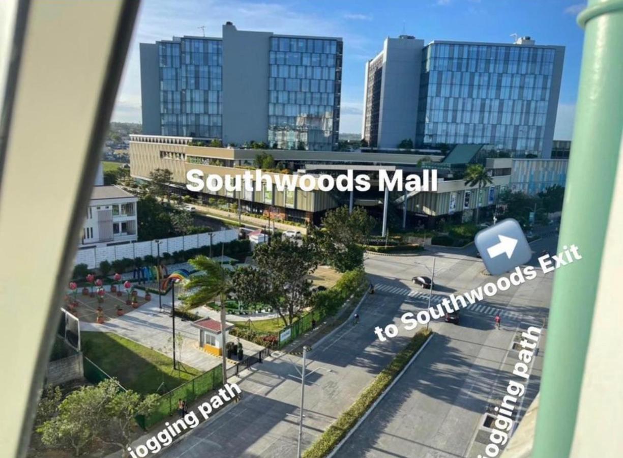 Neat Unit In Holland Park Southwoods Aparthotel Binan Bagian luar foto