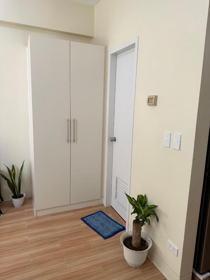 Neat Unit In Holland Park Southwoods Aparthotel Binan Bagian luar foto